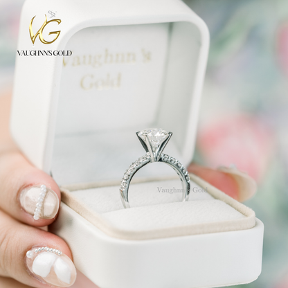 Euly & Vivian / Odette